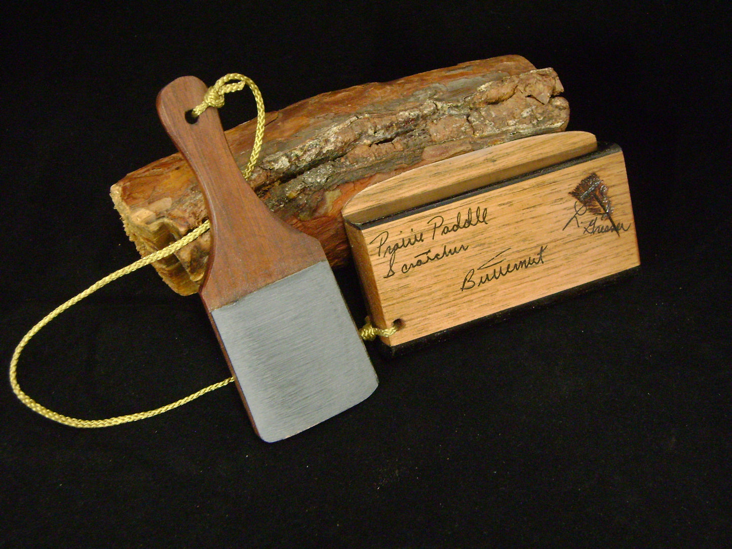 Butternut Box with Black Walnut/Slate Paddle Scratch Box Call