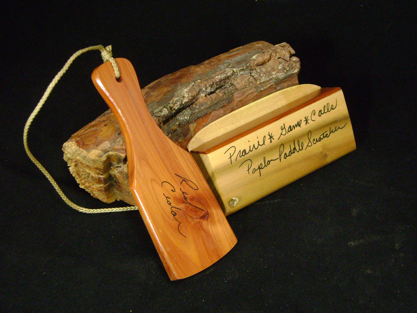 Yellow Poplar Box with Red Cedar Paddle Scratch Box Call