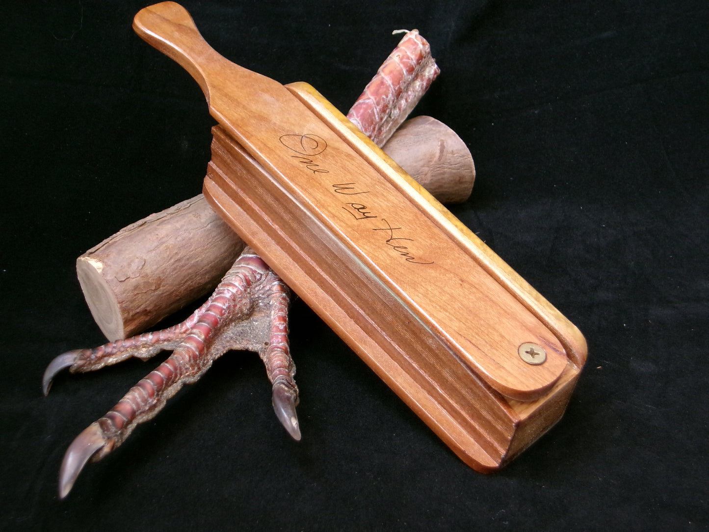 Wild Cherry/Golden Amboyna Burl One Way Hen Box